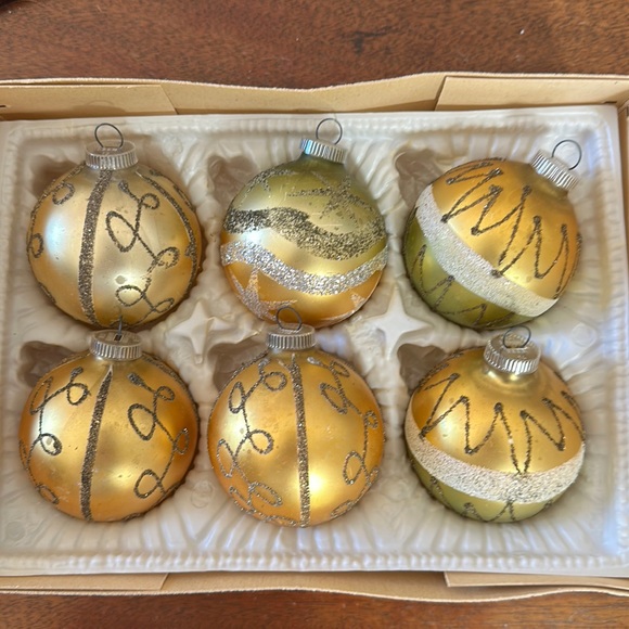 Vintage West Germany D.B.G.M Glass Ornaments - Picture 1 of 6